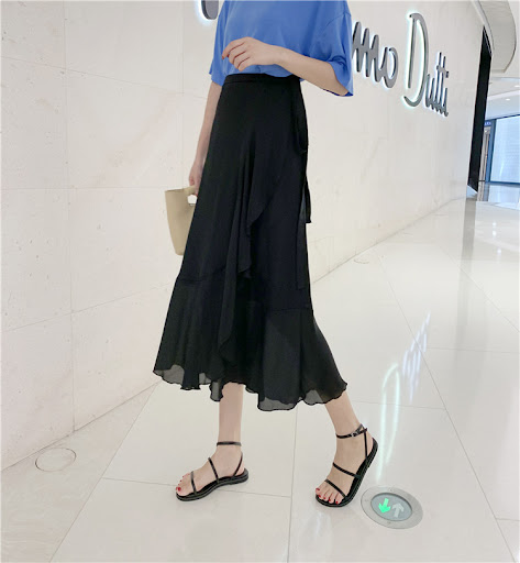 Title 33, Vacation style floral skirt chiffon dress, one-...