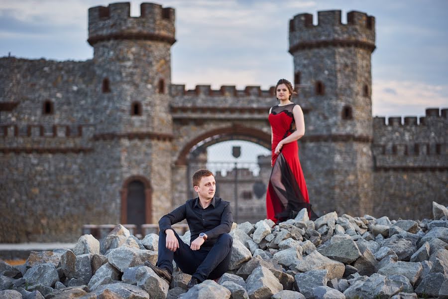 Fotógrafo de casamento Anton Lavrin (lavrinwed). Foto de 19 de maio 2019