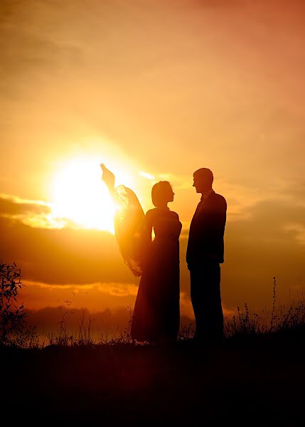 Fotógrafo de casamento Irina Shidlovskaya (ty-odin). Foto de 22 de agosto 2014