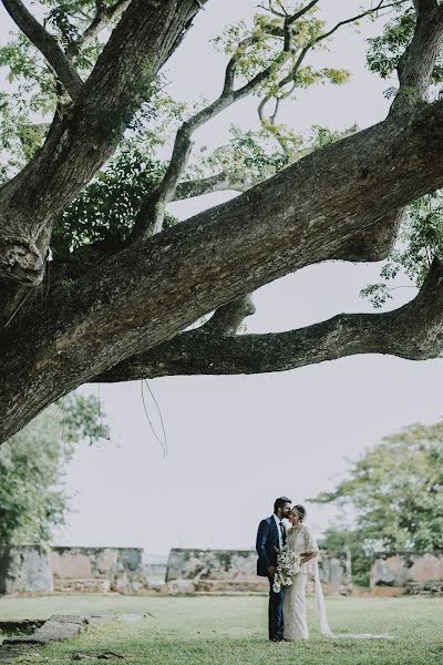 結婚式の写真家Sasanka Chandrasena (mpg1wpx)。2020 9月30日の写真