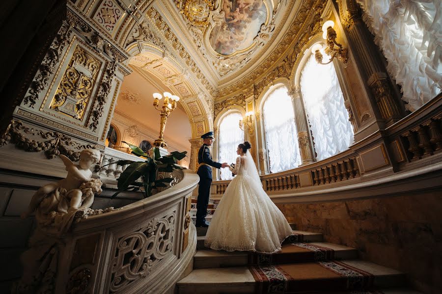 Fotógrafo de bodas Dmitriy Abashin (dmitriyabashin). Foto del 12 de julio 2019