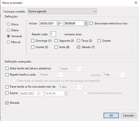 Pop-up contendo opções de agendamento para a tarefa, contendo definição de uso, como único, diário, semanal e mensal, dias da semana, data de início, hora, minuto, segundo, com caixas para marcar, abaixo definições avançadas contendo ações para demarcar caso necessário, como Adiar Tarefa, Repetir com tempo pré-determinado, parar tarefa após dias demarcados de uso, expira e Ativada.