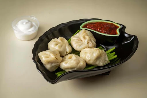 Paneer Makhani Cheese Momos [6 Pieces]