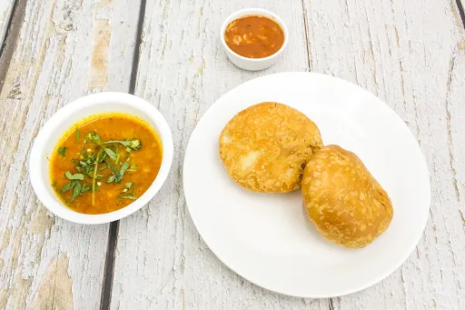 Dal Kachori And Aloo Sabzi [2 Pieces]