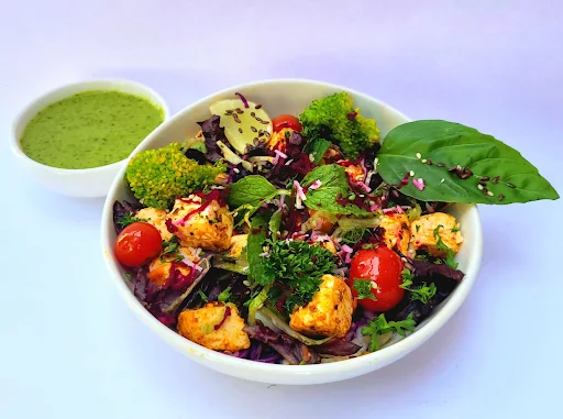 Paneer Peri Peri Salad