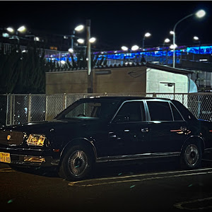 センチュリー GZG50
