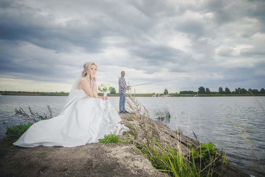 Wedding photographer Marina Kurenbina (vintovka). Photo of 8 January 2019