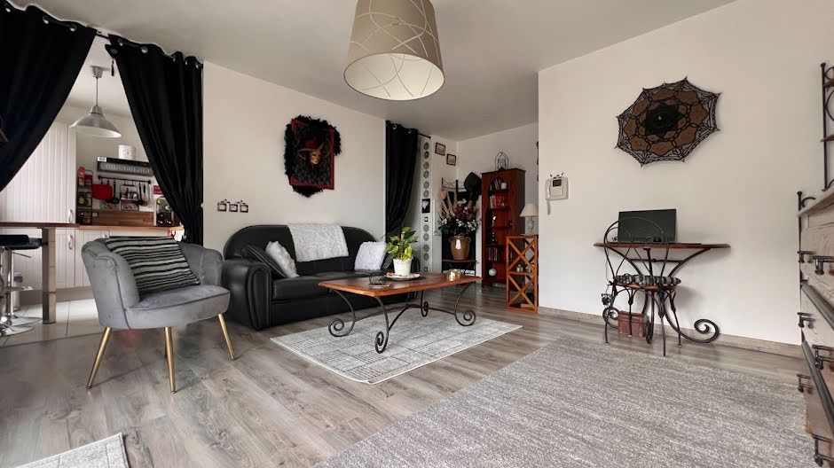 Vente appartement 2 pièces 50.9 m² à Corbeil-Essonnes (91100), 139 000 €