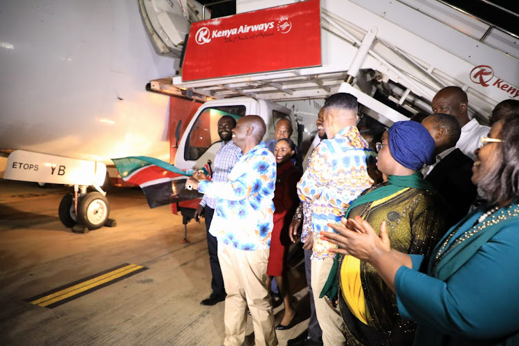 Deputy President Rigathi Gachagua and Mombasa Governor Abdullswamad Nassir during the launch of Kenya-Dubai direct flights from Moi International Airport in Mombasa on December 15, 2022