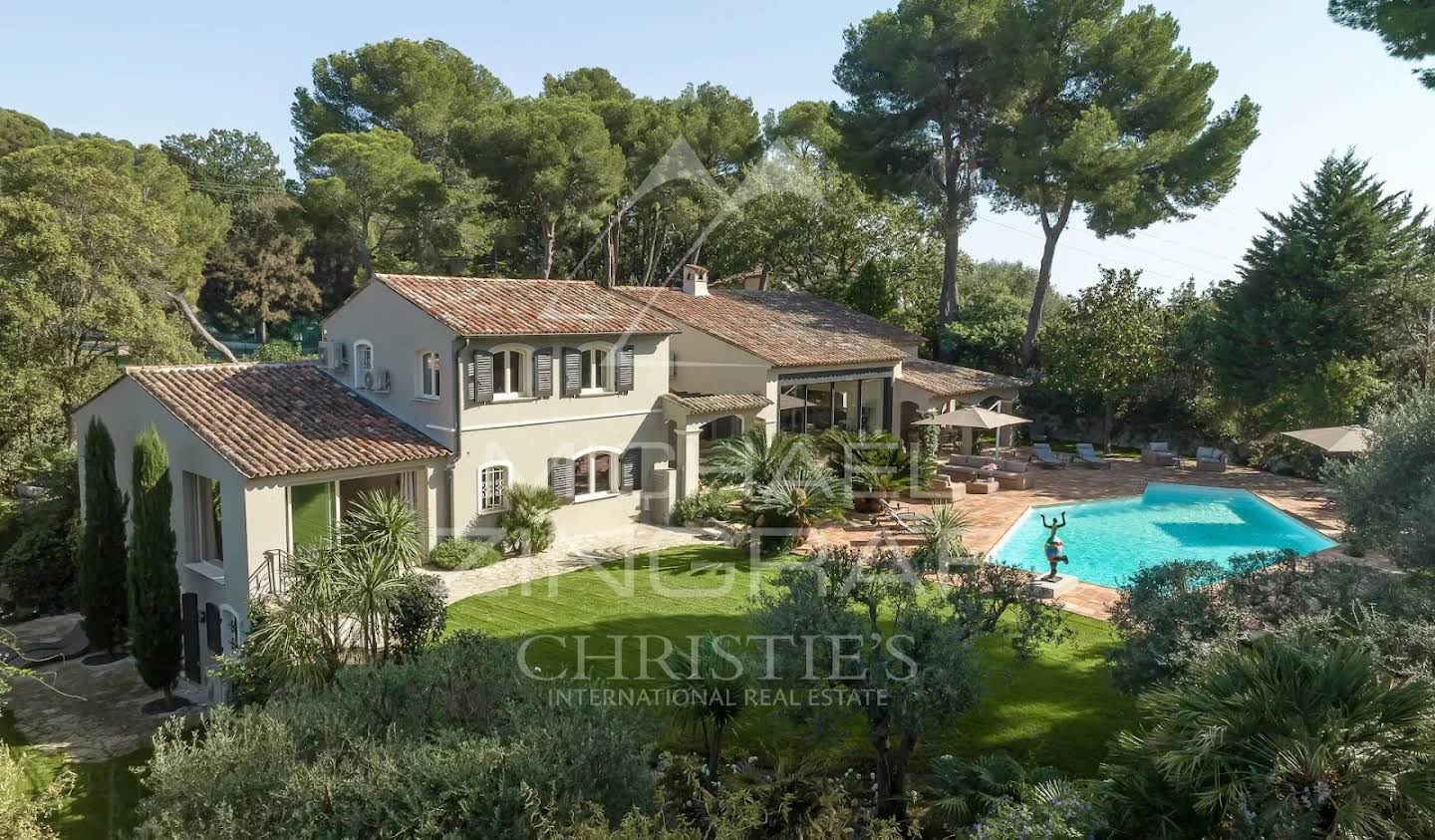 Villa with pool Mougins