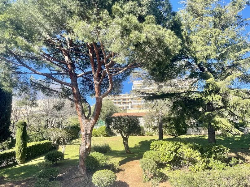 Location meublée appartement 1 pièce 21.31 m² à Nice (06000), 750 €