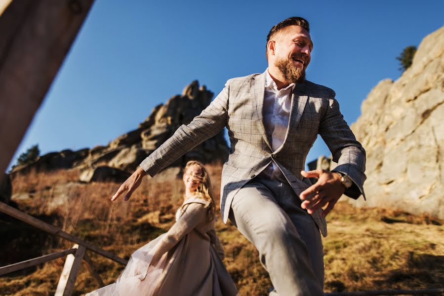 Fotógrafo de casamento Taras Kovalchuk (taraskovalchuk). Foto de 3 de abril 2017