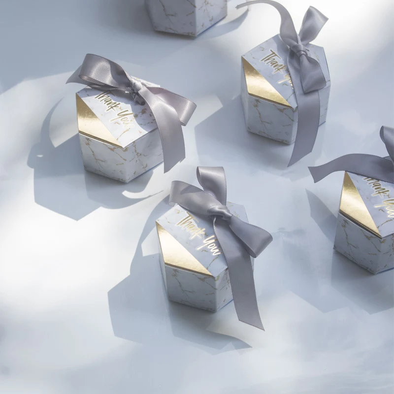 Marmeren Cadeaudoos in Europese Stijl, Klein en Fris, Ideaal voor Creatieve Cadeaus, Elegante Verpakking voor Bijzondere Momenten.