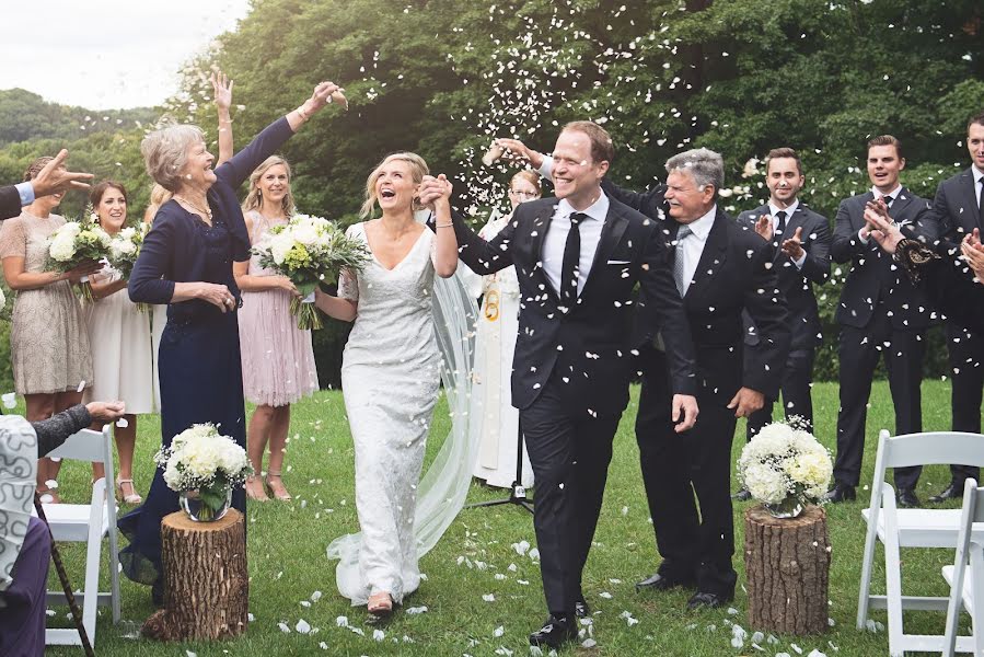 Wedding photographer Christine Cousins (carbonandcraft). Photo of 9 May 2019