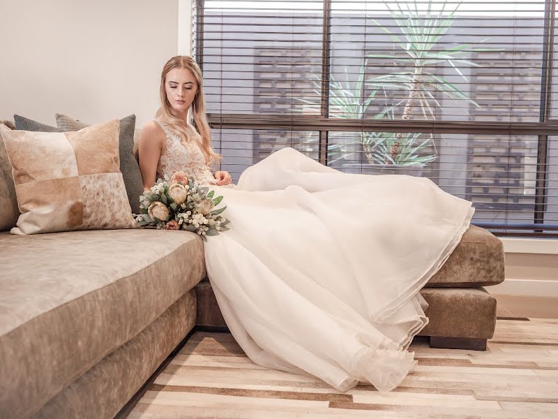 Wedding photographer Mel Folly (follypictures). Photo of 25 February 2019