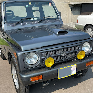 ジムニー JA11V