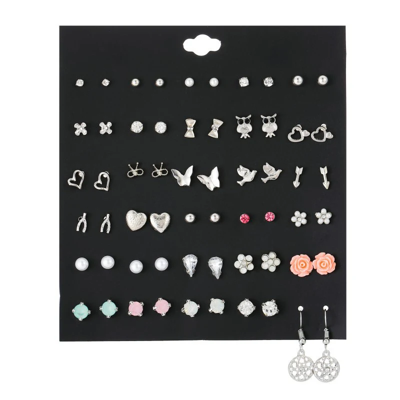 Title 4, Hartvormige combinatie-oorbellen set, perfect v...