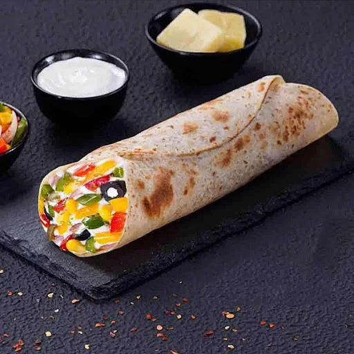 Cheesy Paneer Pizza Roll