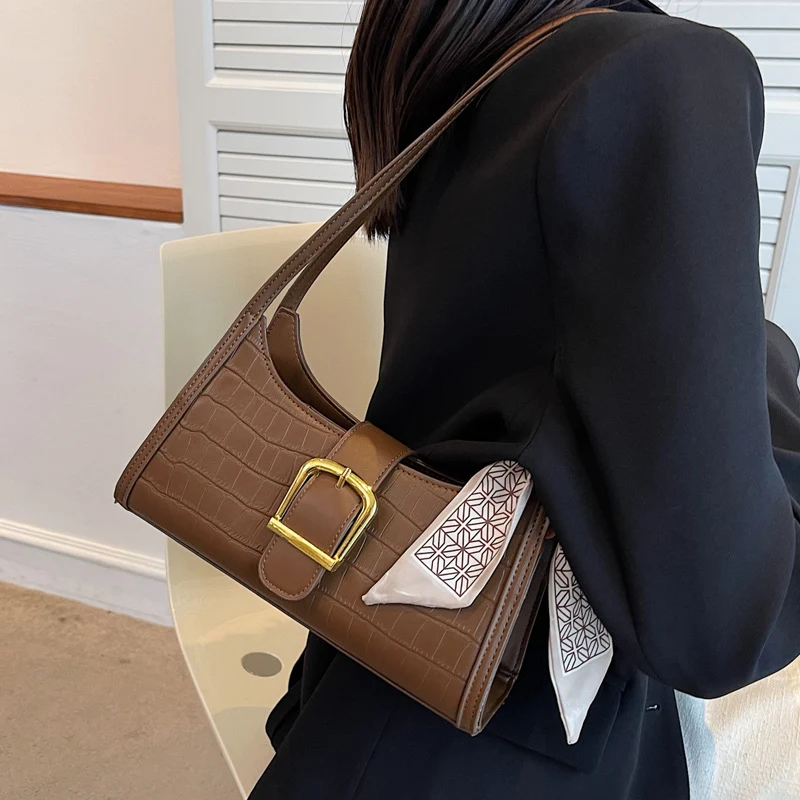 High Sense Özel Tasarım İlkbahar Omuz Altı Çanta Çok Yönlü Moda Tek Omuzlu Baget Çanta Şıklığı ve Kullanışlılığı Bir Arada Sunar