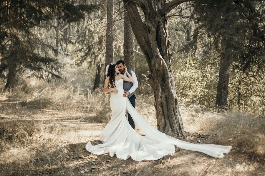 Esküvői fotós Enes Özbay (ozbayfoto). Készítés ideje: 2019 november 22.