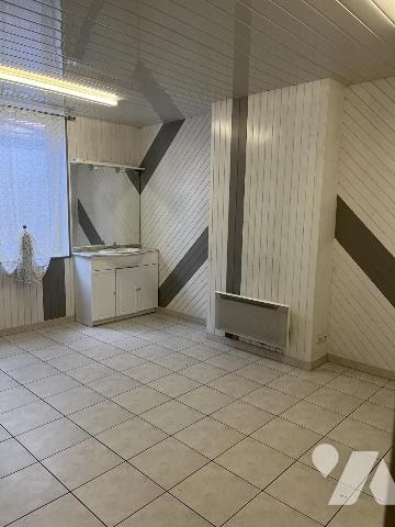 Location  locaux professionnels   à Henin-beaumont (62110), 420 €