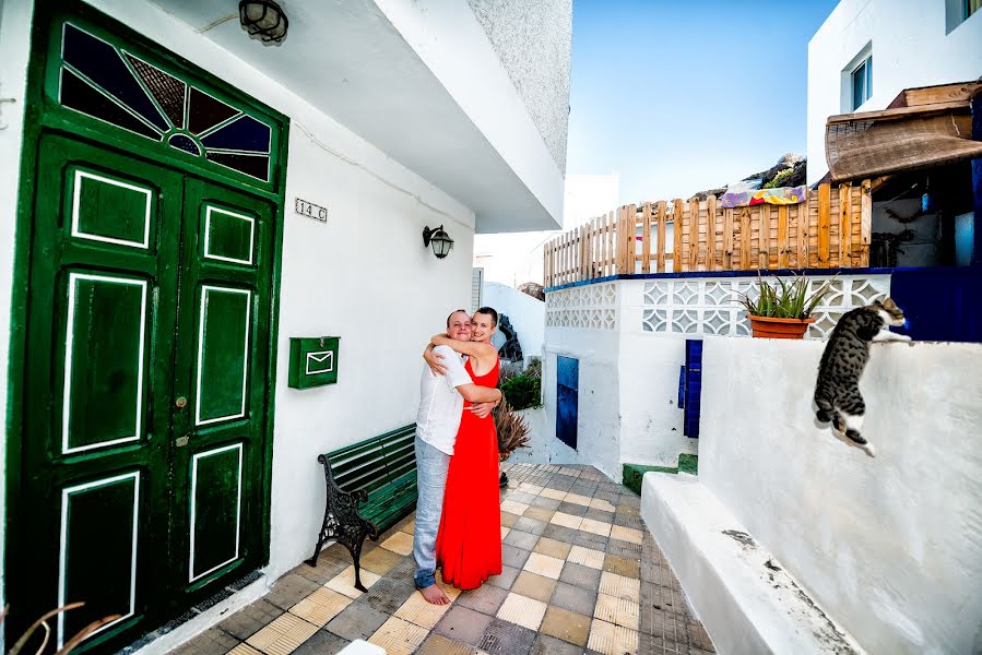 Wedding photographer Lyudmila Bordonos (tenerifefoto). Photo of 5 October 2014