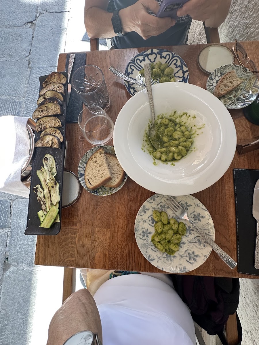 Gnocchi with pesto, grilled veggies