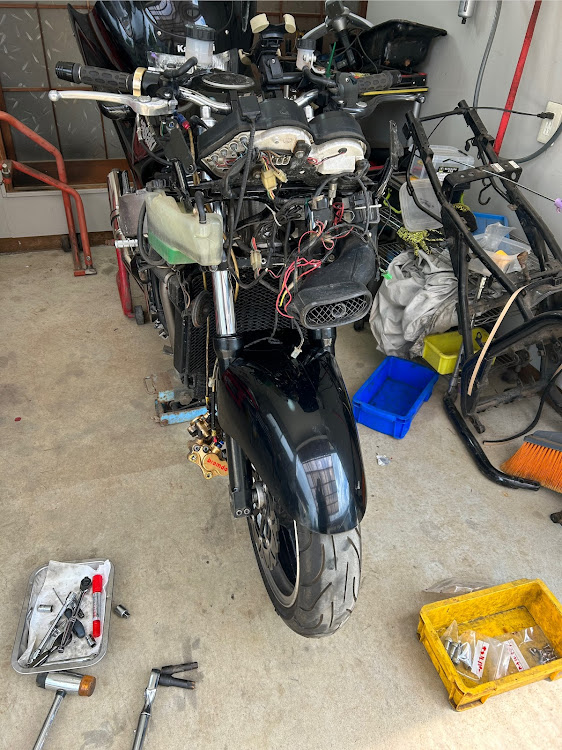 タカさんが投稿したツーリング・ZX-11・フロントホークオーバーホールに関するカスタム事例の投稿画像15枚目