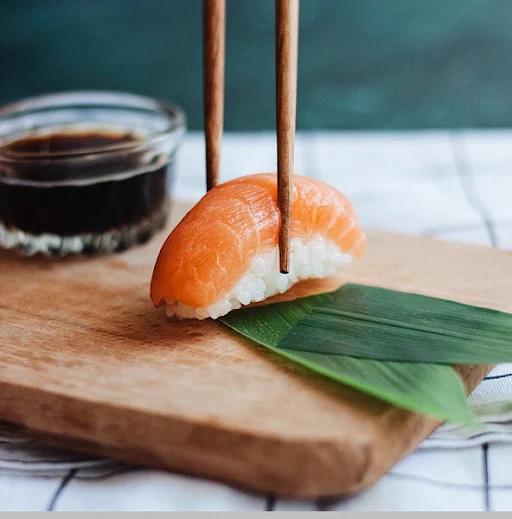 Salmon Nigiri [4 Pieces][sh]