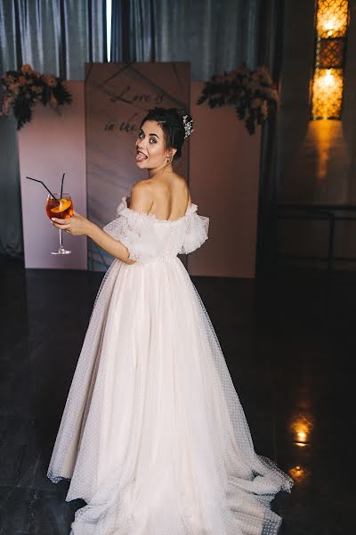 Fotógrafo de casamento Olesya Kulinchik (lesyalynch). Foto de 31 de julho 2022