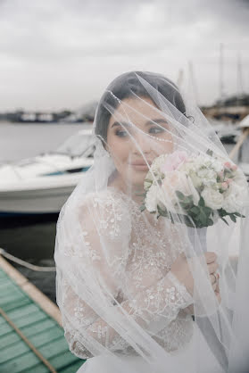 Fotógrafo de casamento Zhan Bulatov (janb). Foto de 6 de fevereiro 2022