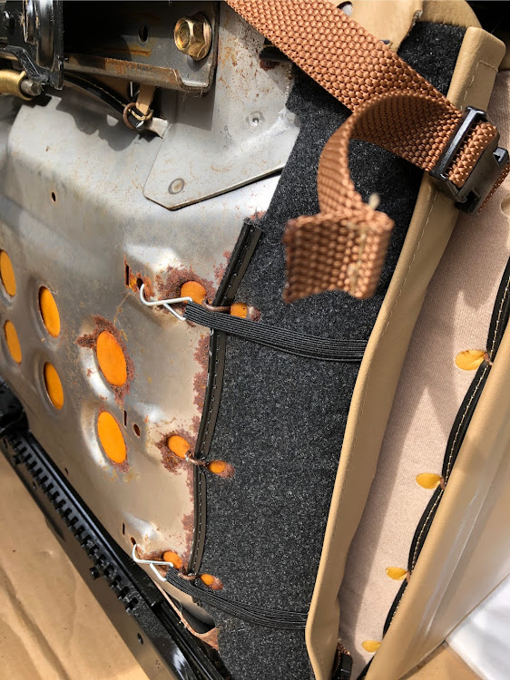 ロードスターのロードスター ・nb8c・シートカバー・ナカマエ制作・nbタンに関するカスタム事例の投稿画像4枚目