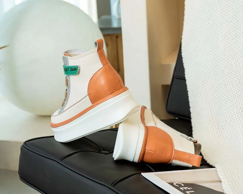 Title 4, Scarpe casual da donna in vera pelle con solett...