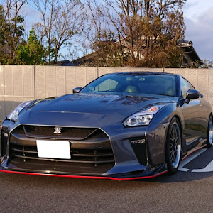 NISSAN GT-R R35