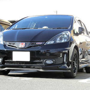 フィット GE8