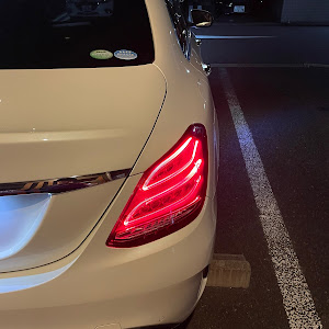 Cクラス セダン W205