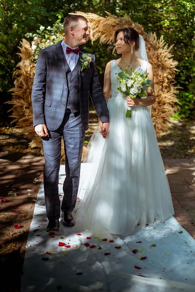 Fotografo di matrimoni Oksana Ivanova (oksanaivanova). Foto del 11 settembre 2023