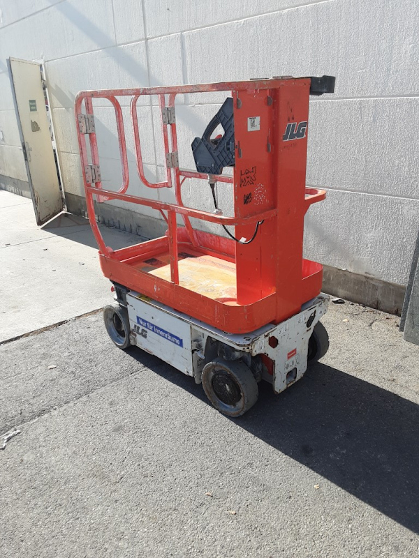 Picture of a JLG 1230ES