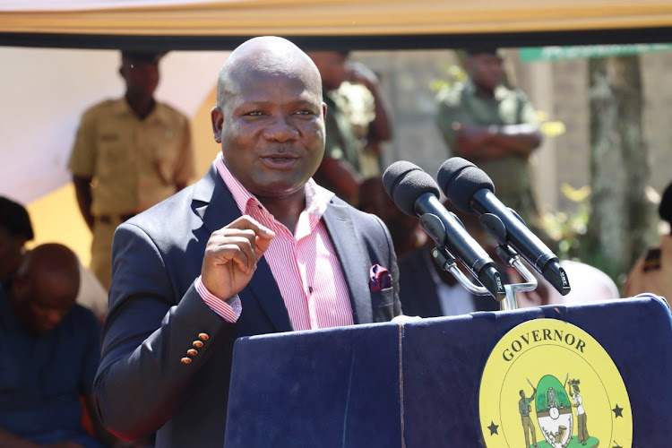 Kakamega Governor Fernandes Barasa addressing the public during the delivery of drugs and non-pharms worth of Sh7 million at Matungu Level Four hospital on Saturday