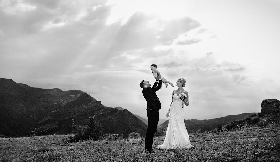 Fotografo di matrimoni Rauf Karamanov (sonicphotography). Foto del 17 febbraio 2022