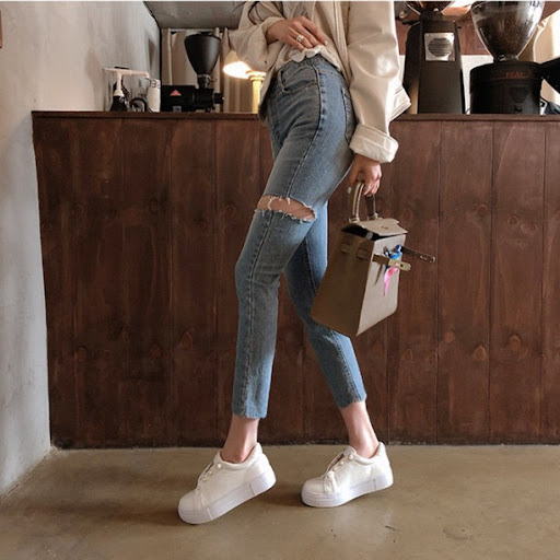 Title 5, Trendy High-Waisted Cropped Jeans With Raw Edge...