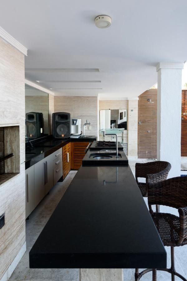 Casa à venda com 6 quartos, 1050m² - Foto 12