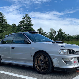 インプレッサ WRX GC8