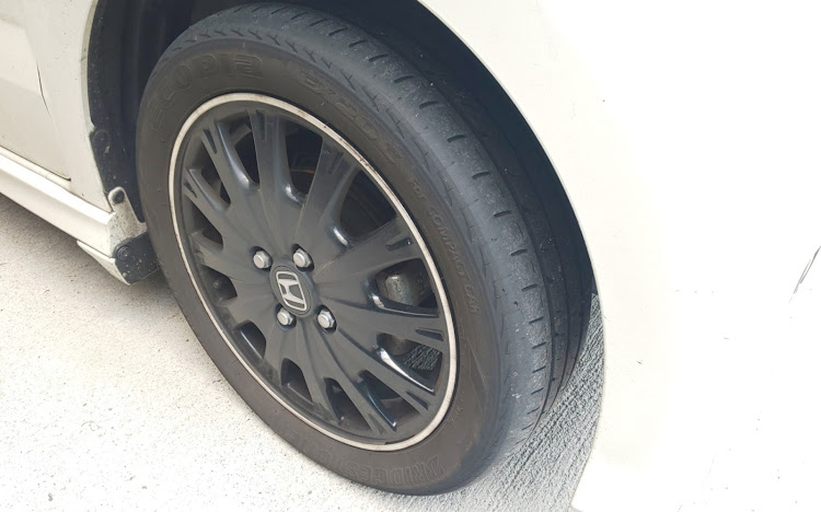 NISSAN GT-Rのホイール交換・お洒落は足元から❤️・#ボルクレーシング・G025・R35に関するカスタム事例の投稿画像5枚目