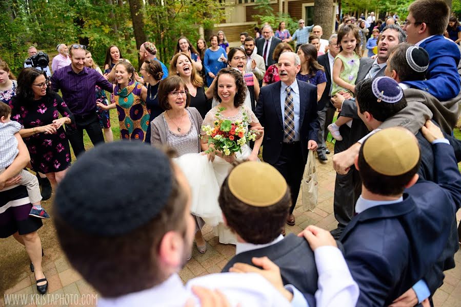 Fotografo di matrimoni Krista Guenin (kristaphoto). Foto del 26 agosto 2019