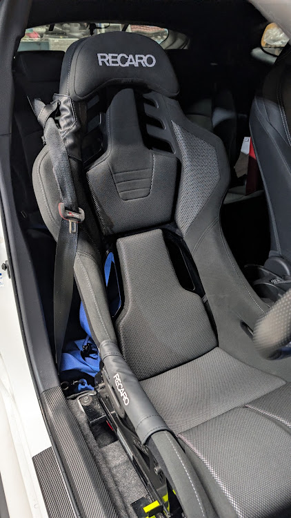 GRヤリスのRECARO・RSS LARGE・シートヒーターに関するカスタム事例の投稿画像2枚目