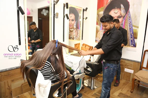 Anmol Salon photo 