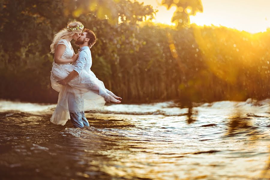 Fotógrafo de bodas Marcin Szwarc (szwarcfotografia). Foto del 10 de noviembre 2017