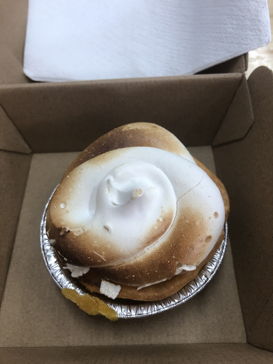 Gluten free lemon meringue pie!