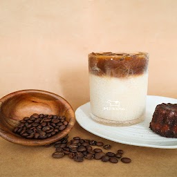 Cold Brew Latte with Pudding